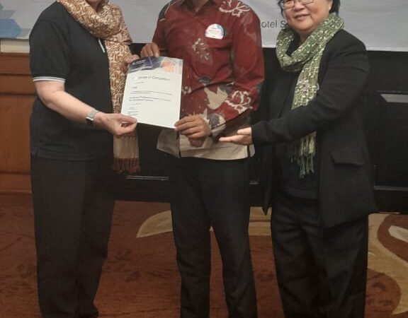 Satu – satunya dari Luwu Timur, Guru SMPN 2 Malili  Terpilih sebagai Penerima Beasiswa Microcredential Numeracy Monash University Australia 2024