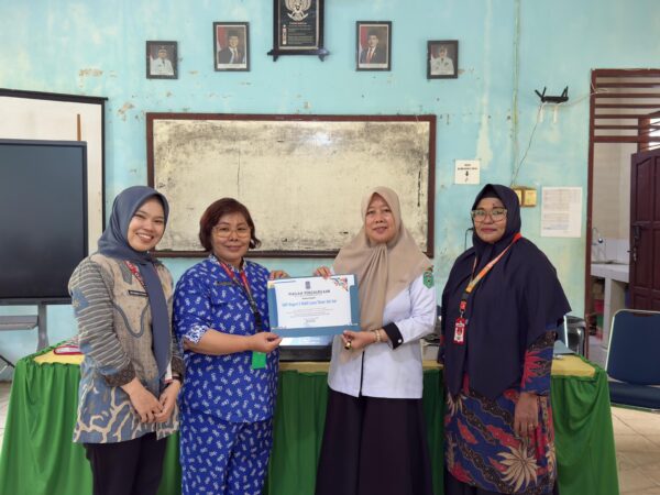 PERSAGI Luwu Timur Gelar Edukasi Gizi di UPT SMPN 2 Malili, Peringati HGN ke-66 Tahun 2026 PERSAGI Luwu Timur Gelar Edukasi Gizi di UPT SMPN 2 Malili, Peringati HGN ke-66 Tahun 2026