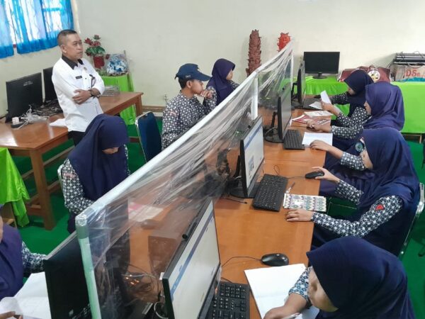 Tingkatkan Kesiapan Murid, UPT SMP Negeri 2 Malili Laksanakan Try Out TKA Selama 3 Hari