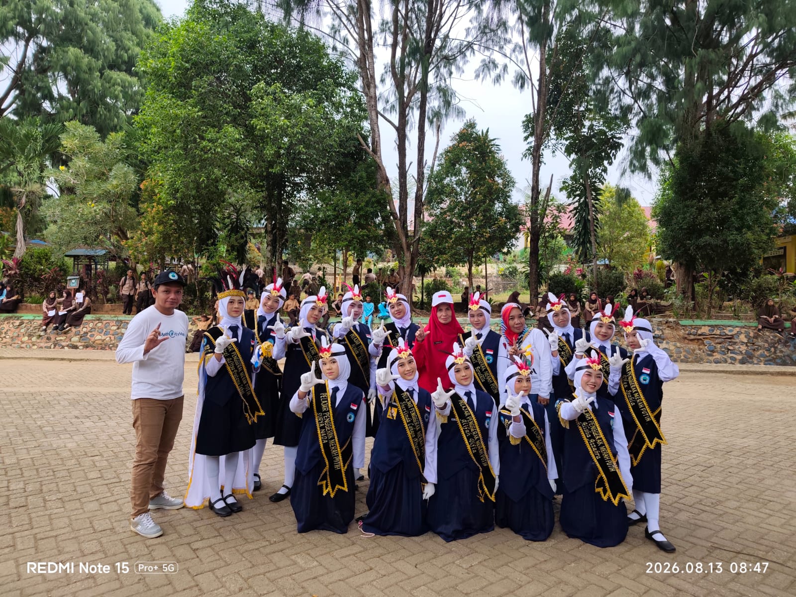 Prestasi Gemilang UPT SMPN 2 Malili: Putra Juara 1, Putri Juara 2 Gerak Jalan Indah Prestasi Gemilang UPT SMPN 2 Malili: Putra Juara 1, Putri Juara 2 Gerak Jalan Indah